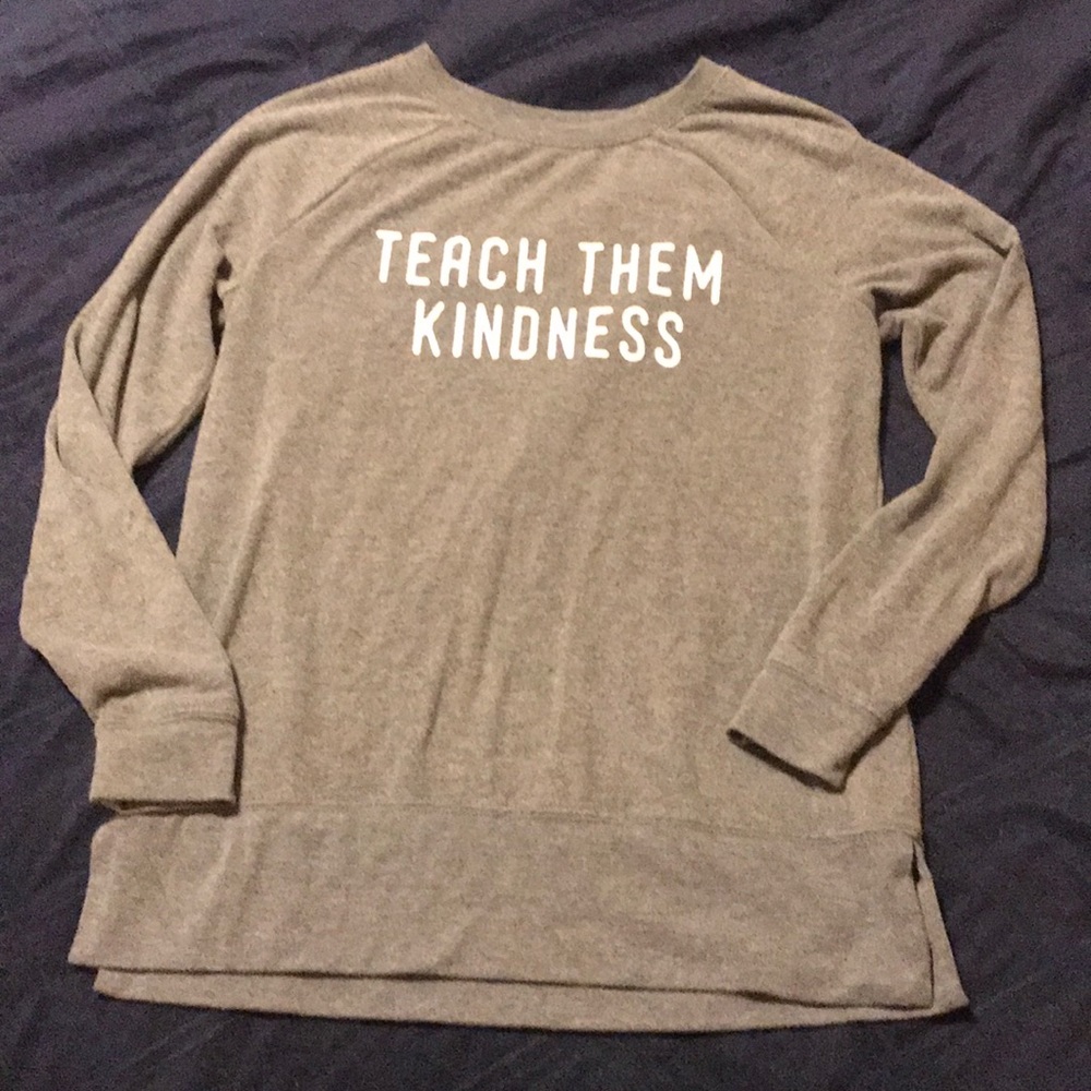 Maternity sweatershirt